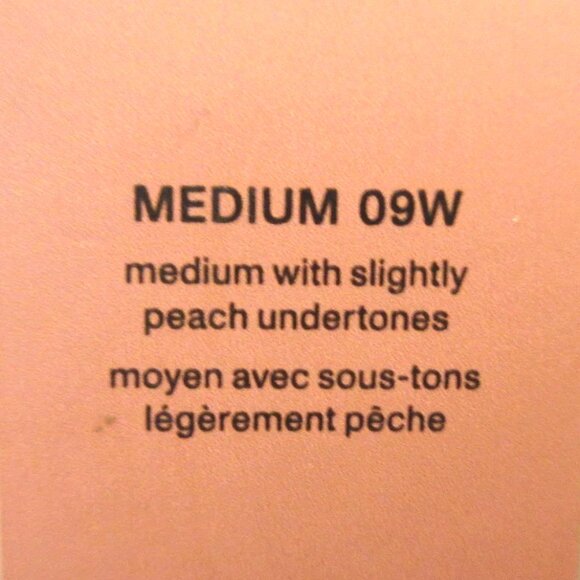 Morphe Lightform Extended Hydration Foundation ~ Medium 09W (Golden) 30ml NIB - Picture 6 of 15